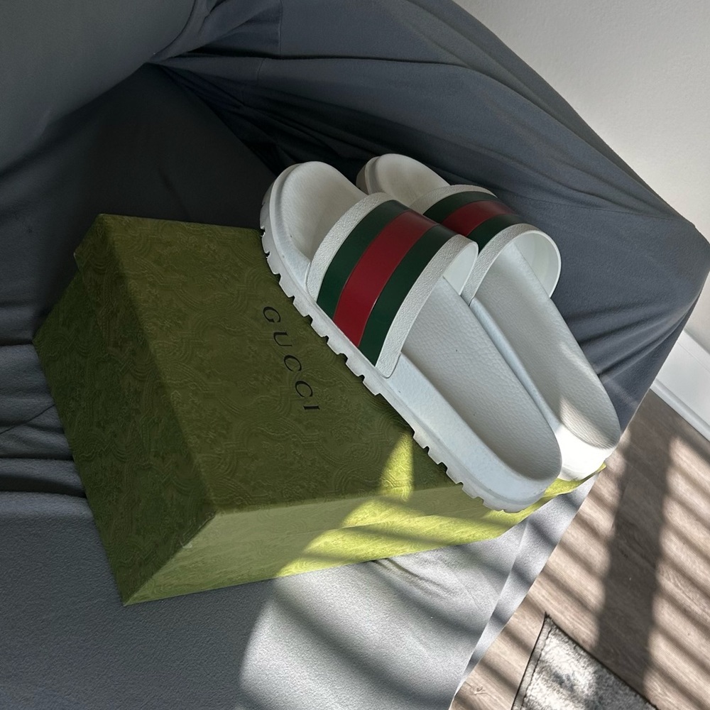 Gucci slides
